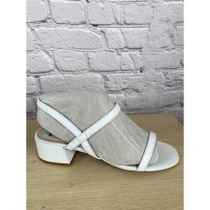 Kenneth Cole Maisie White Sandals Heels size 9.5 NWT